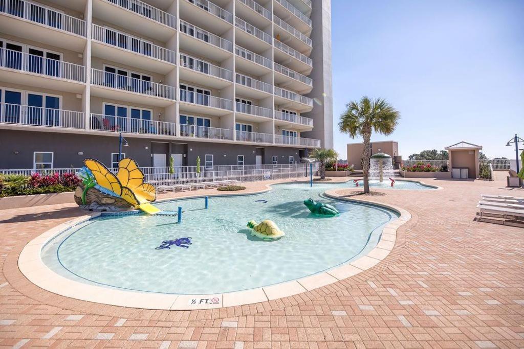 The Is Calling At Laketown Wharf #1329 At Nautical Holiday home *